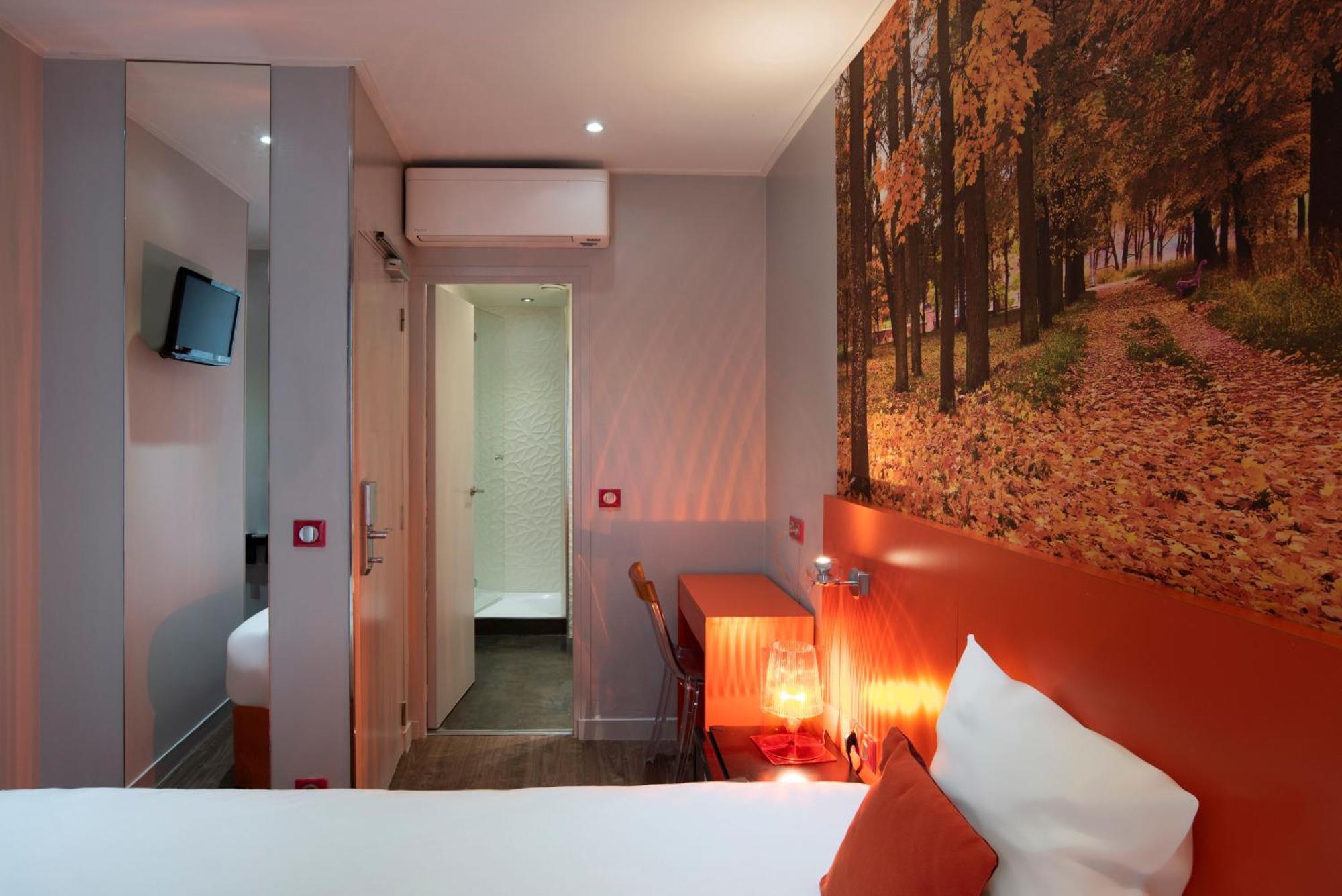Hotel Jardins De Montmartre Paris Exterior foto